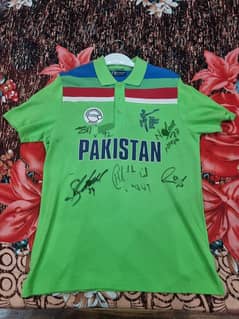 all cricket teem signature by legend plyers