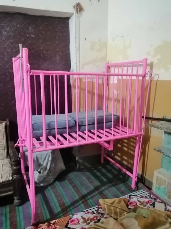 iran baby bed 2