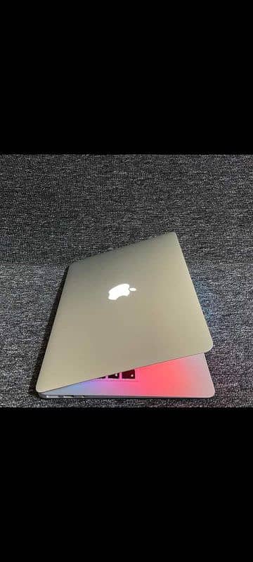 MacBook Air 2017 3