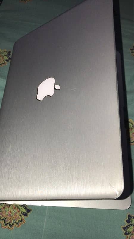 macbook pro 0