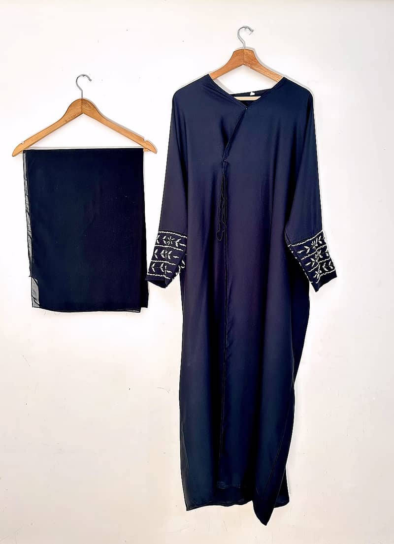 Arabic UAE,Saudi,Kuwait Abaya new (Never Used) 2