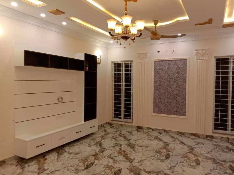 10 Marla Brand New Luxury House Available For Rent In Johar Block Sector E Bahria Town Lahore 6