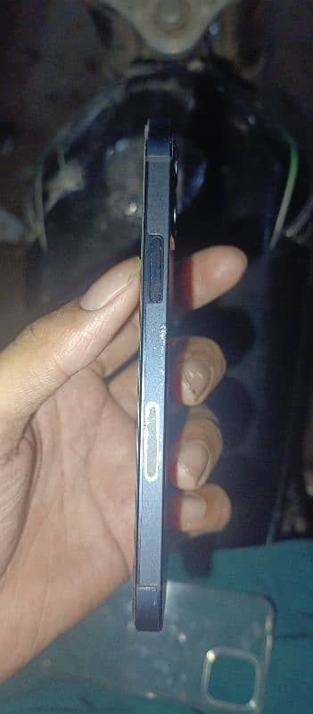 iphone 12 64gb non pta 4