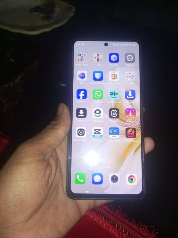 Tecno camon 20 urgent sele 3