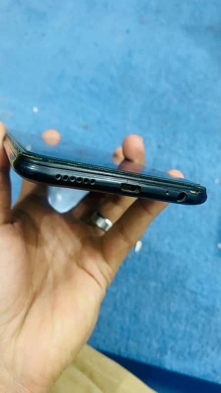 infinix Hot 8 lite 3