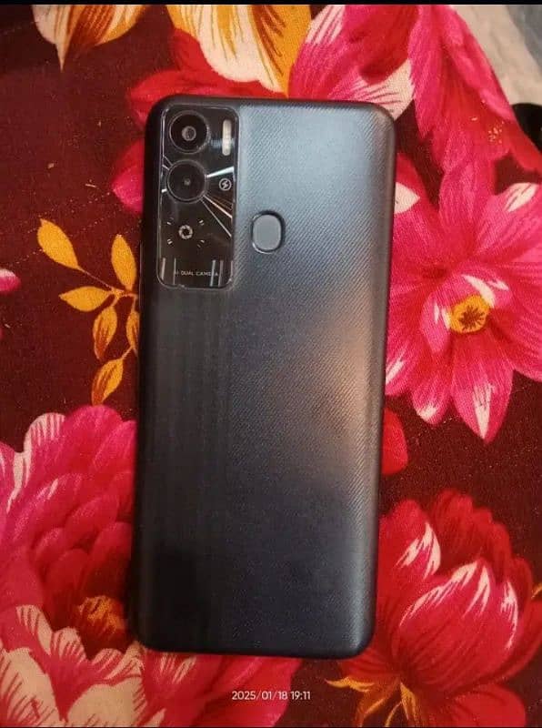 tecno pova neo 1