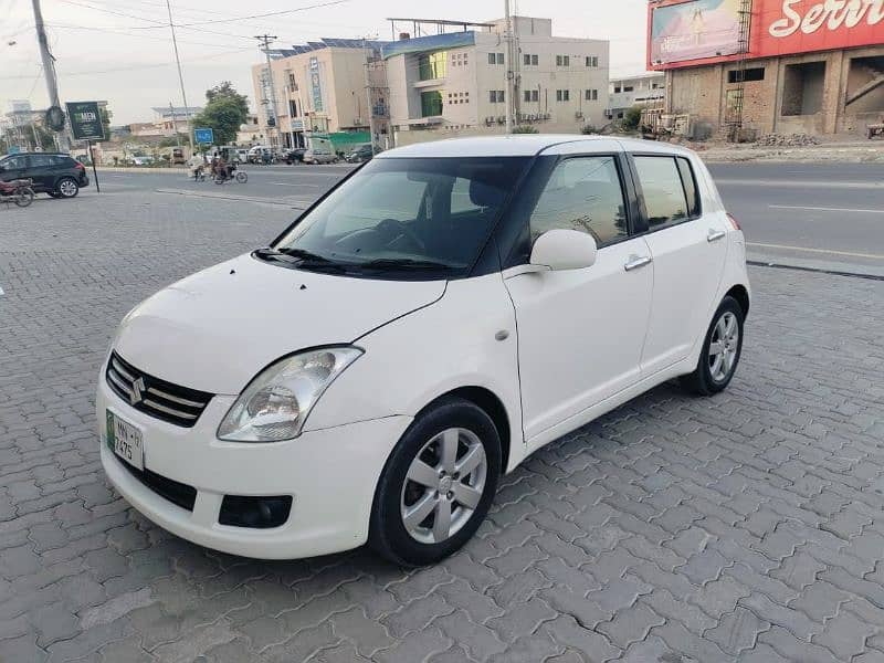 Suzuki Swift 2012 0