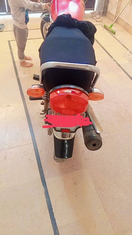 Honda 125 neat and clean urgent sale need money 3