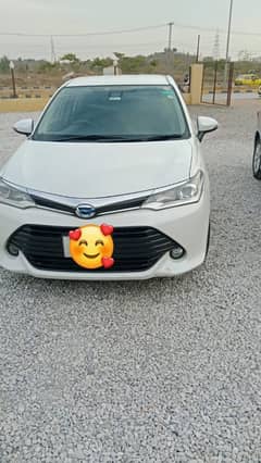 Toyota Corolla Axio 2015