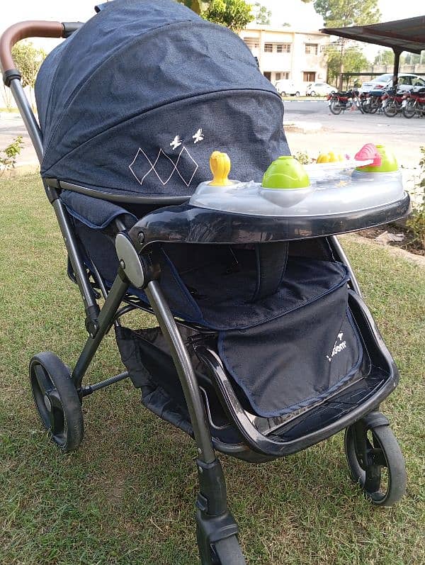 Van Bloom Baby Stroller 1