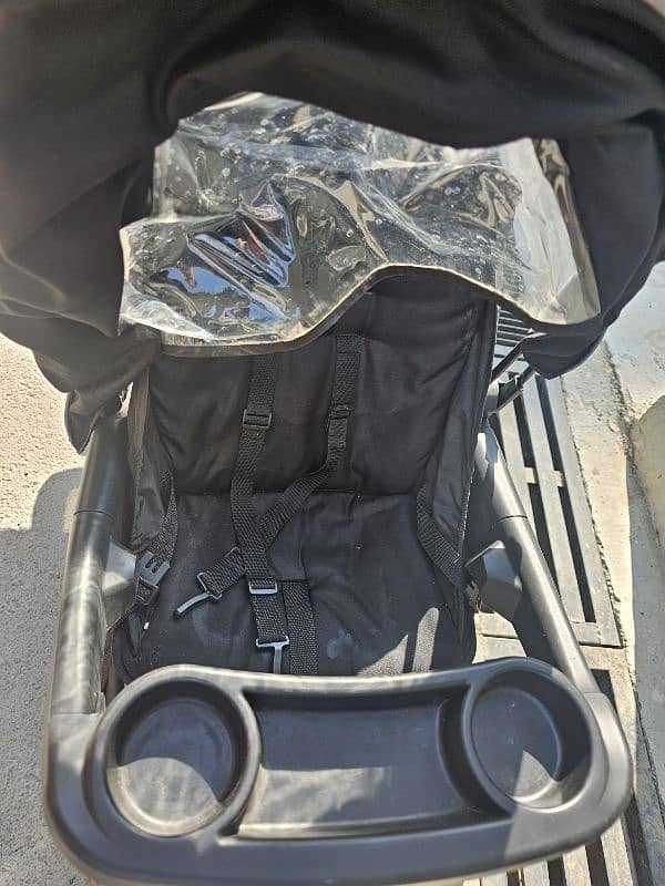 Graco Double pram , very good condition 4