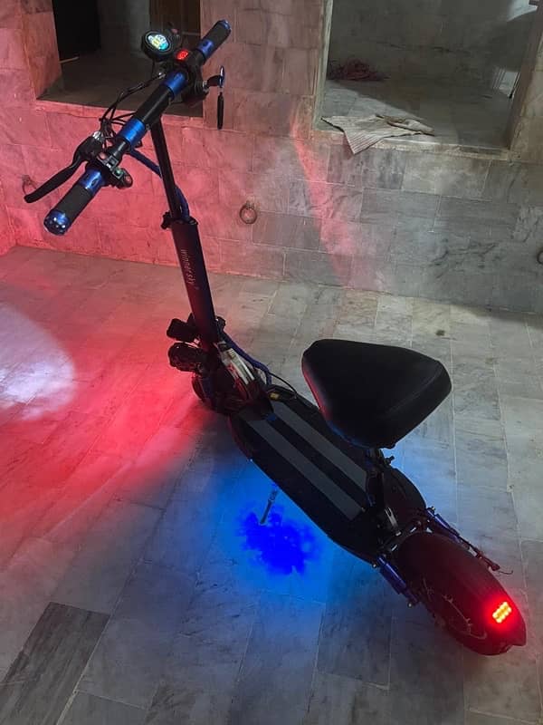 electic scooty 4