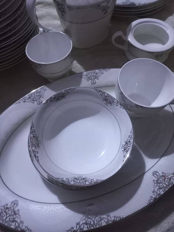 Dinner Set 4