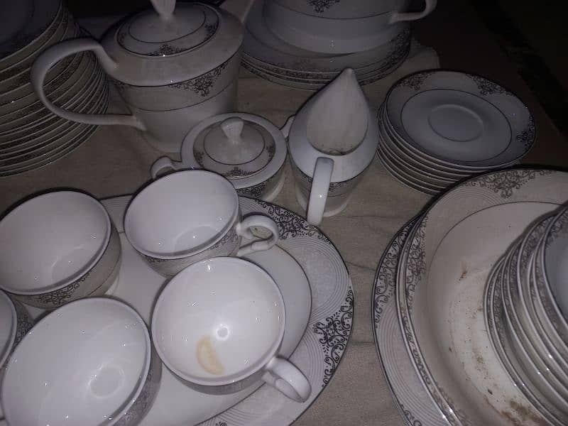 Dinner Set 7