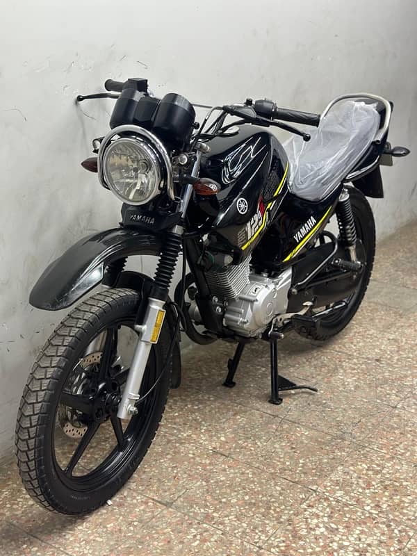 YAMAHA YBR125G (2020 model) Japanese Brand 3