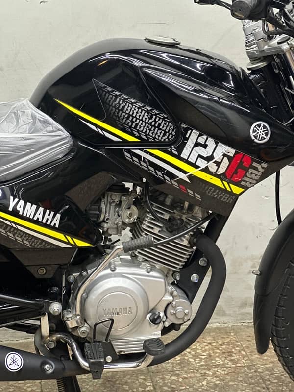 YAMAHA YBR125G (2020 model) Japanese Brand 5