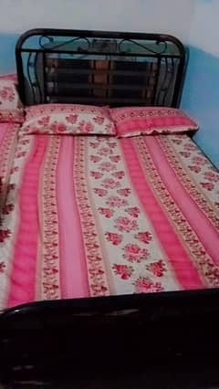 Bed for sale 15000