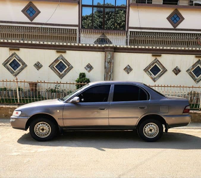 Toyota Corolla 2.0D 2001 original color 3