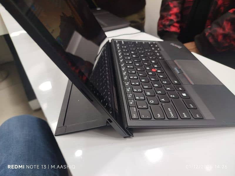 Lenovo Thinkpad Core M5 6th Generation 2