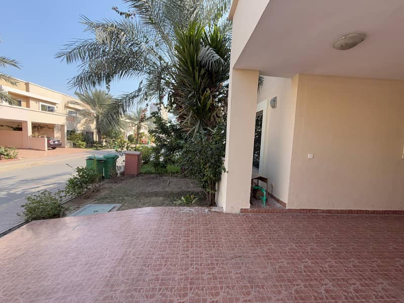 Quaid villa for sale 200 gaz good condition bahria town Karachi 20