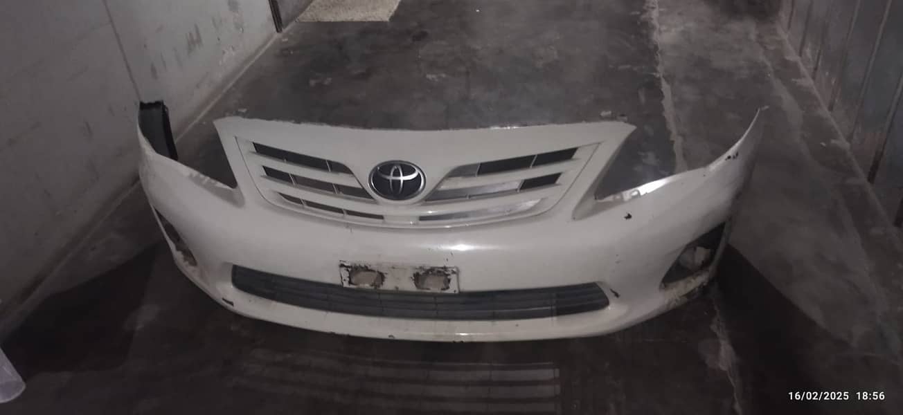 Front and rear genuine used bumpers of 2012 corolla 0