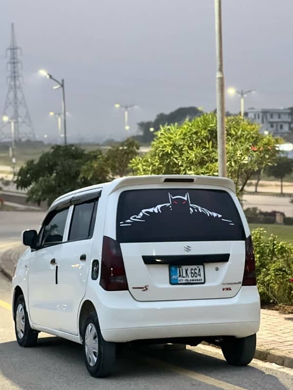 Suzuki Wagon R 2019 1