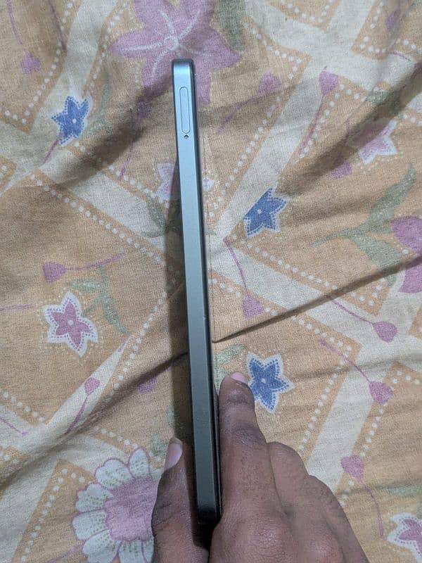 realme c61 used minor glass break original panel 2