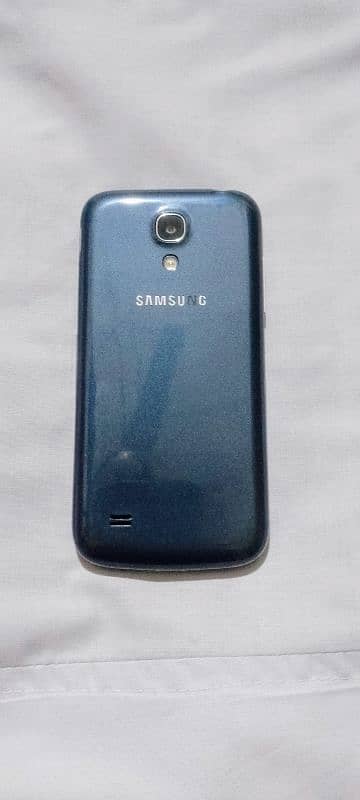 Samsung Galaxy S4 mini 3