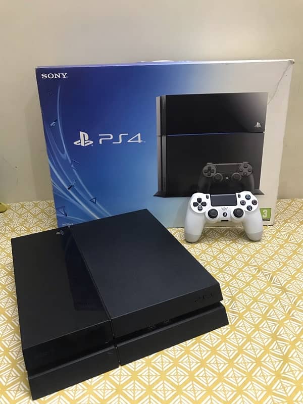 PlayStation 4, 500gb, Urgent Sale, Free PS4 Game 0