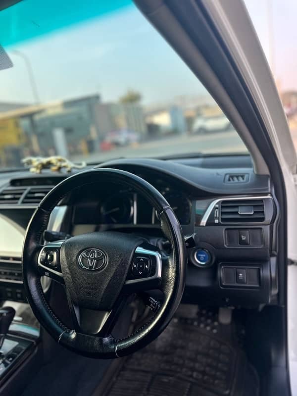 Toyota Camry 2015 4