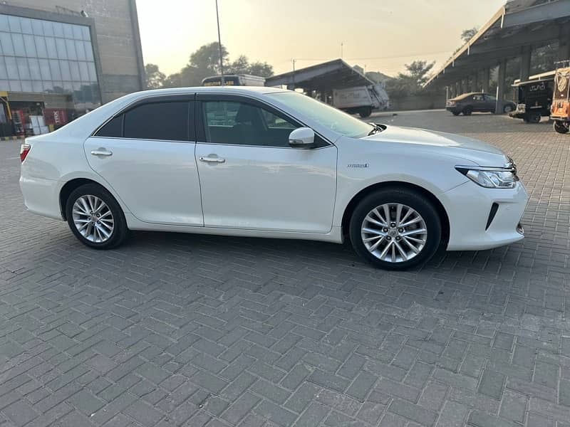 Toyota Camry 2015 7