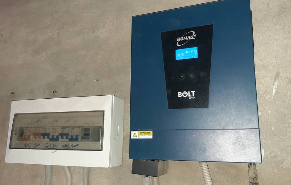 Homage Bolt Series (HBS-5616SCC) UPS Solar Supported Inverter 1