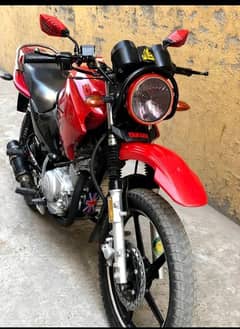 yamaha ybr G 125 . location rawalpindi ha. . 23000 chla howa total