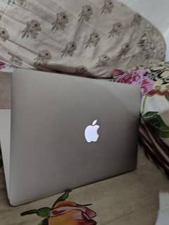 Macbook