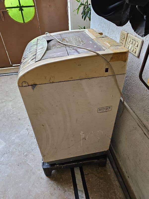 Kenwood Fully Automatic Washing machine 4