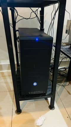 Intel Core i5 4950S (4th Gen) RX570