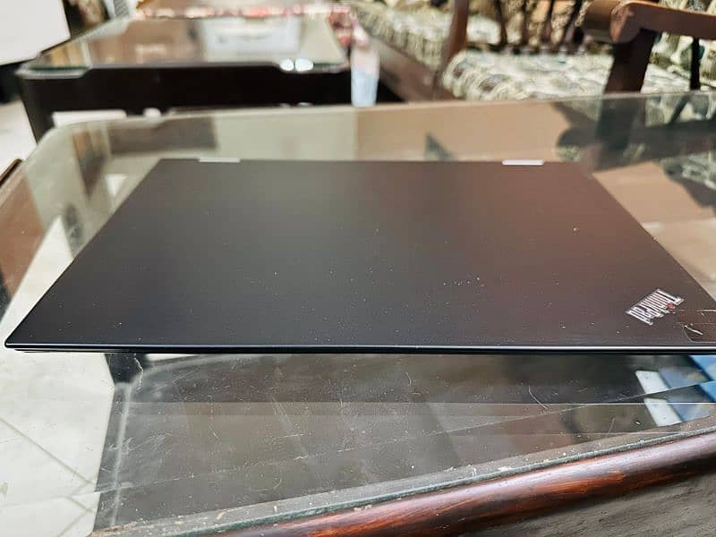 Lenovo Thinkpad X1 Yoga i7 6th Gen 5