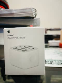 Original Apple Iphone 20W Power Adapter