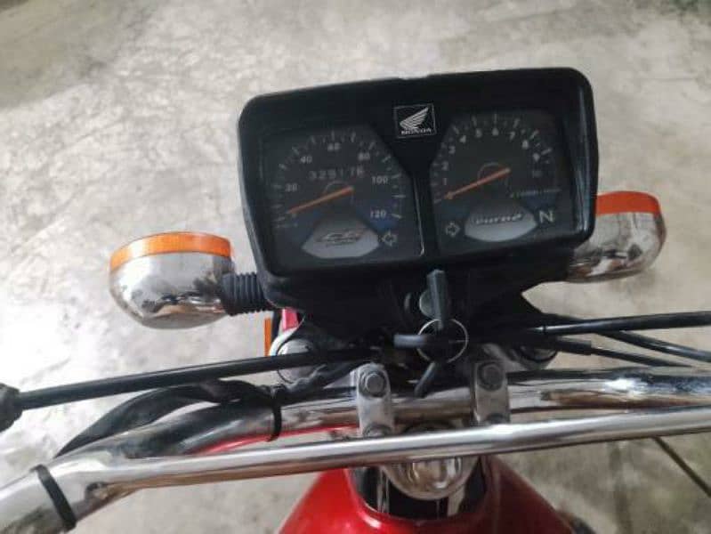 honda 125 karachi num 1