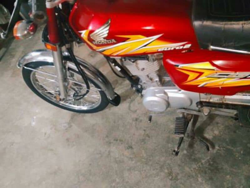 honda 125 karachi num 7