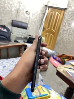 iphone xr only panel change but original aur front speaker off hae