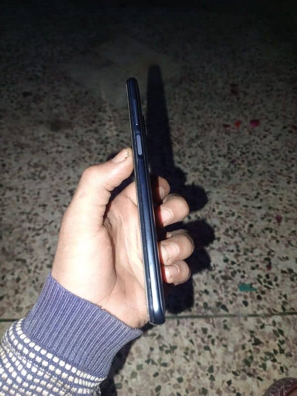 Redmi note 9 pro 6/128all ok ha kisi kism ka masla nai ha 4