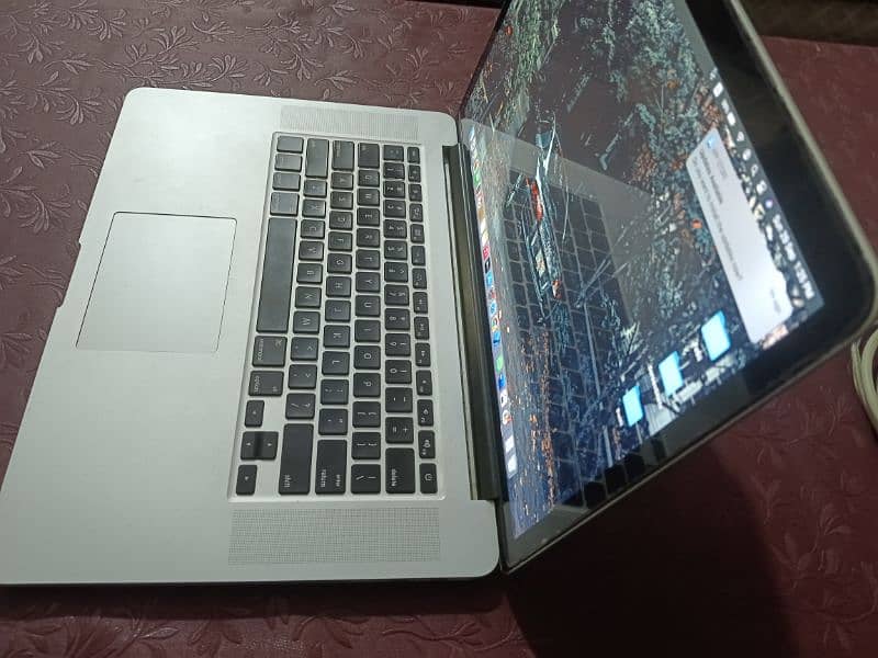 MacBook Pro 15-inch (Mid 2014) 3