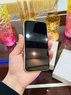 IPHONE 11 128GB NON PTA FACTORY UNLOCKED