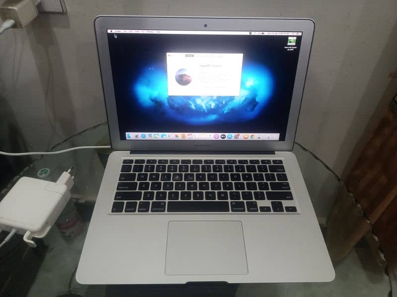 Macbook air 2013-8/128 7