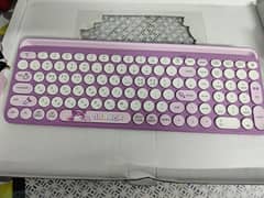 Brand New Royche Wireless Multi-Pairing Keyboard – Cute & Functional!