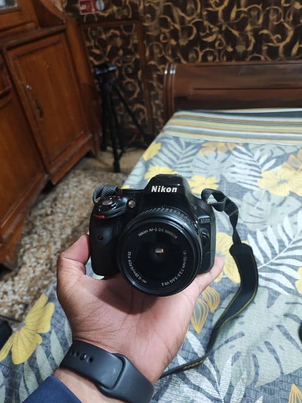 Nikon d5200 with 18/55mm 2