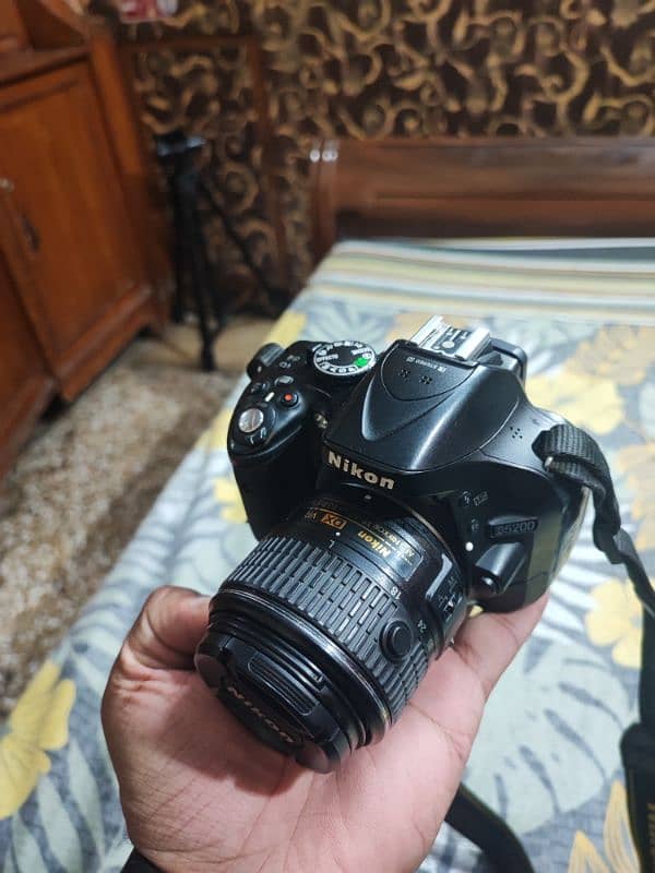 Nikon d5200 with 18/55mm 4