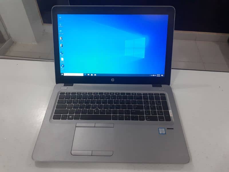 Hp Elite book 840 G4 7th gen i7 8 256 0