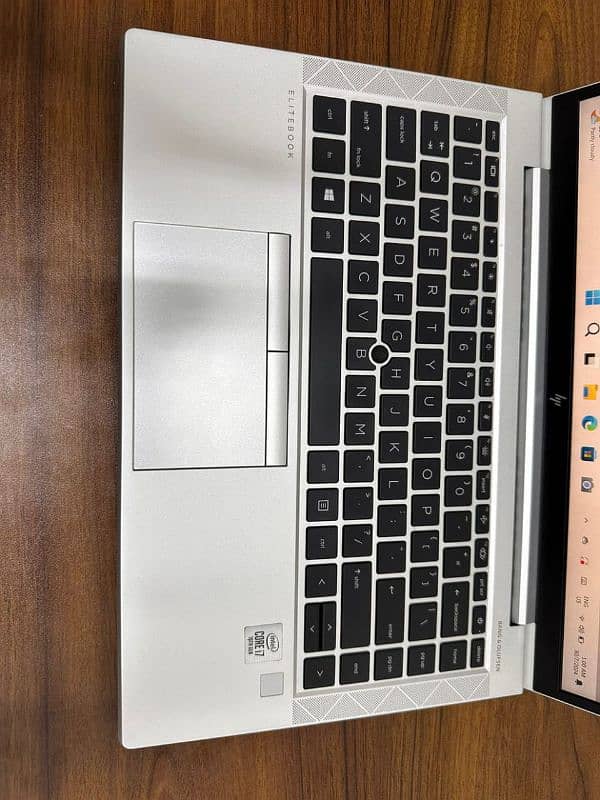 HP Elite book 840 G7 1